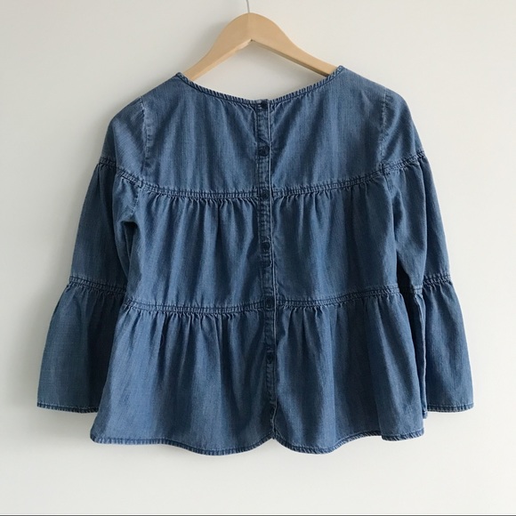 Madewell Tiered Chambray Top w Back button Closure - Picture 4 of 8